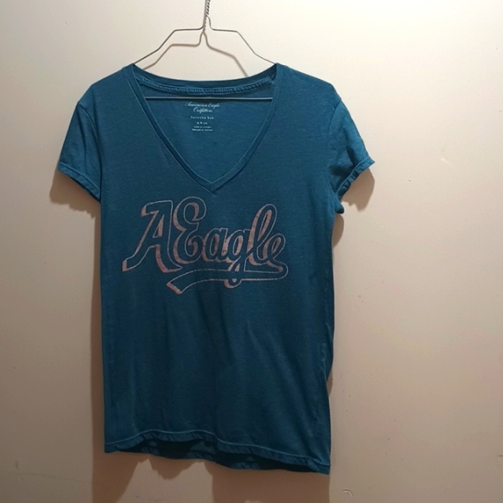 American Eagle Graphic Tee Shirt